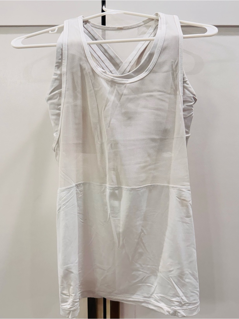 LULULEMON - 2 in 1 Mesh Racerback Tank - WHITE - SIZE 6